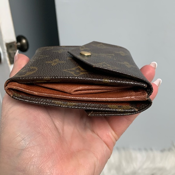 1991 authentic Louis Vuitton compact Elise trifold wallet - Picture 7 of 17